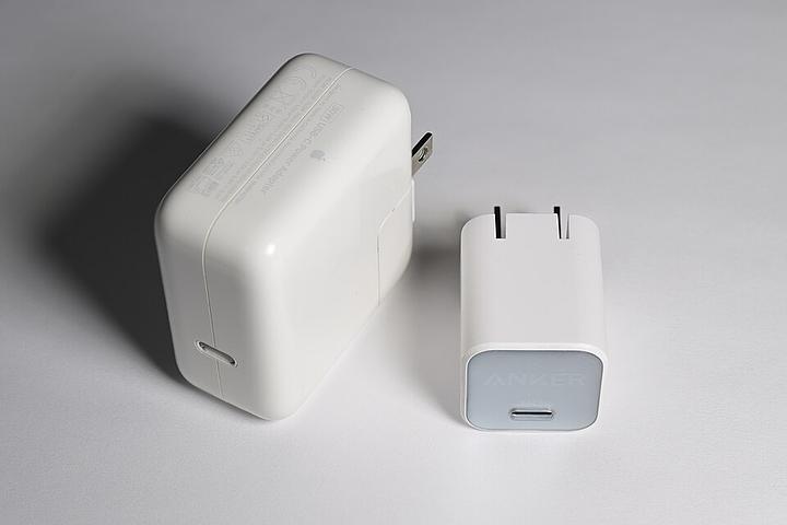 Anker Prime 200W 6-port GaN charging station